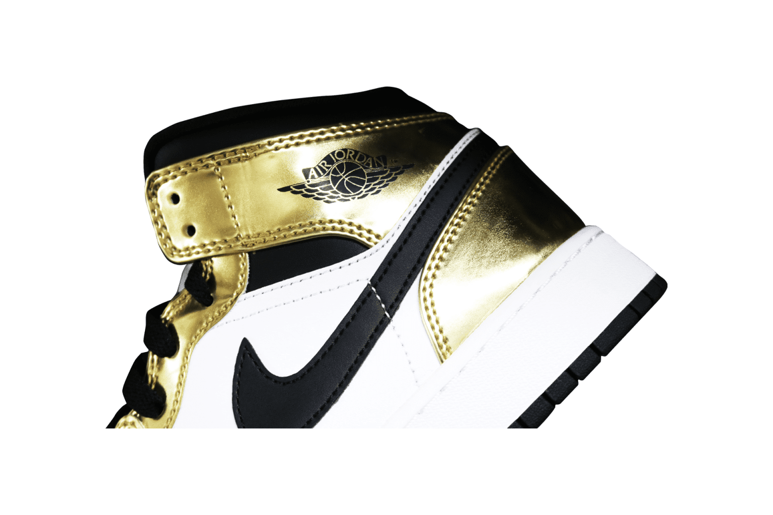 metallic gold jordan 1 outfit